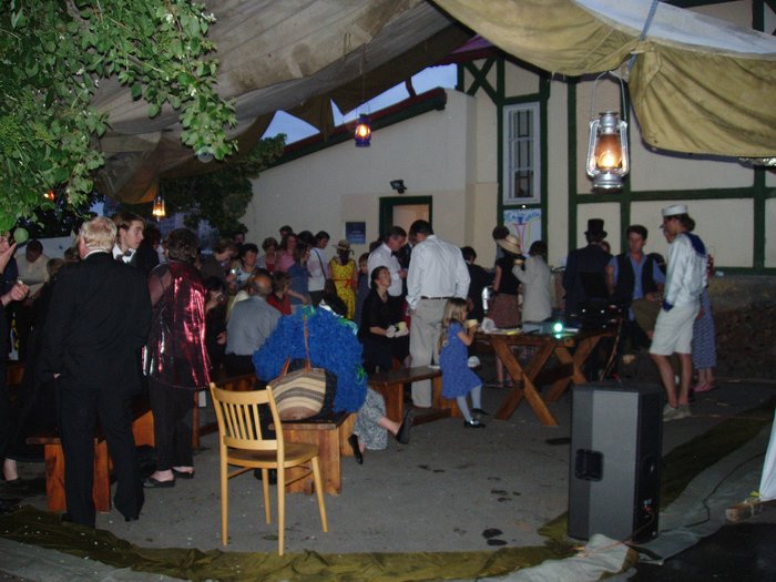 011 2005 Attis   Almanach Party